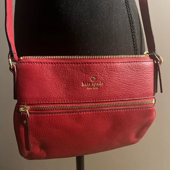 Kate Spade Vibrant Red Crossbody Bag - Picture 1 of 3